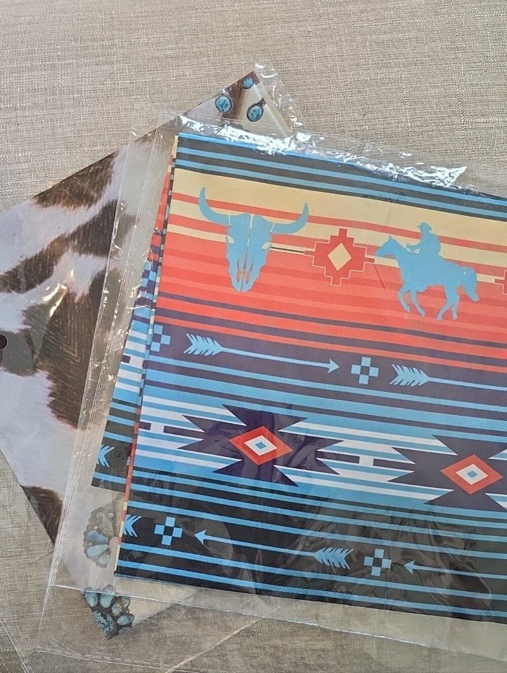 Western Fashion Scarfs - Picture 1 of 2